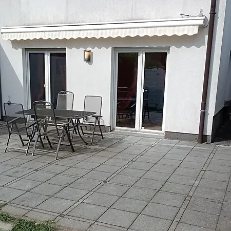 Apartment Julia's Monteur Oase - Premium Exklusiv Fuer Solo-reisende *